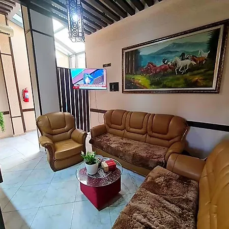 La Hotel 3*